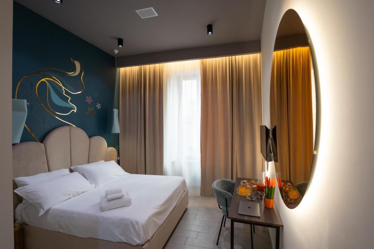 Piezz' E Sole Hotel Nápoly Kültér fotó