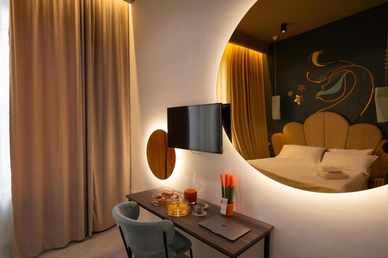 Piezz' E Sole Hotel Nápoly Kültér fotó