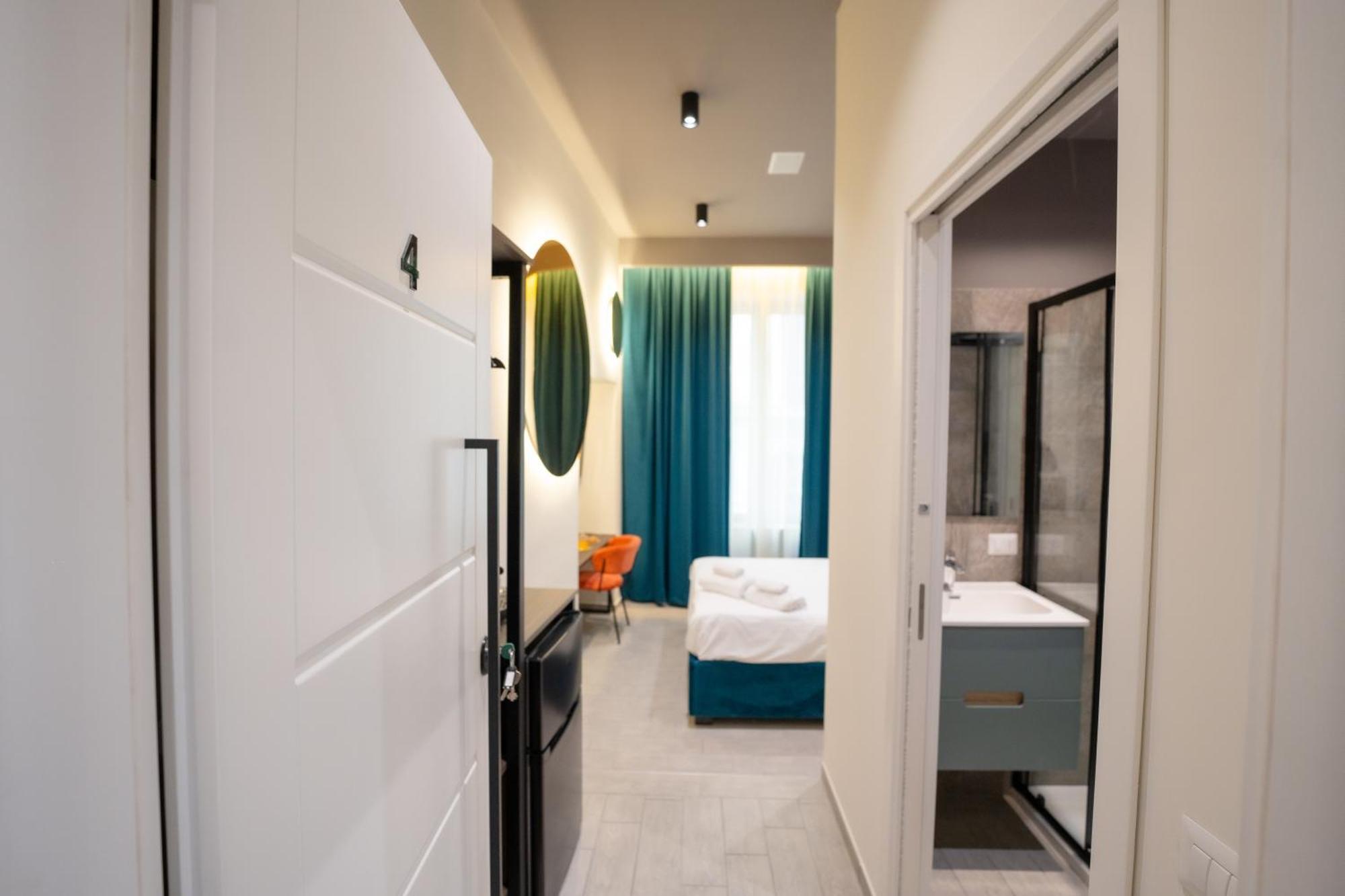 Piezz' E Sole Hotel Nápoly Kültér fotó